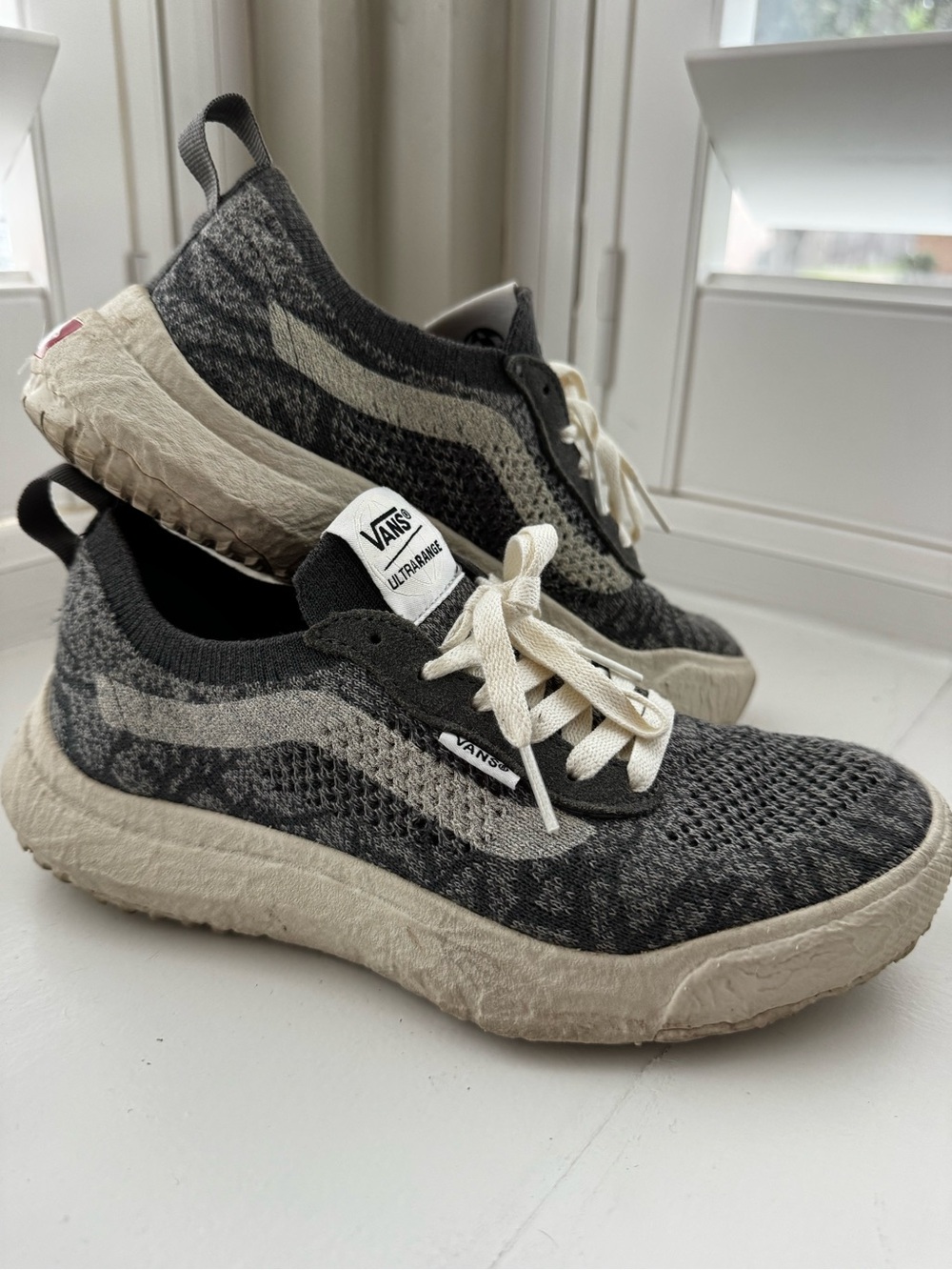 Vans Ultrarange Knit Sneakers